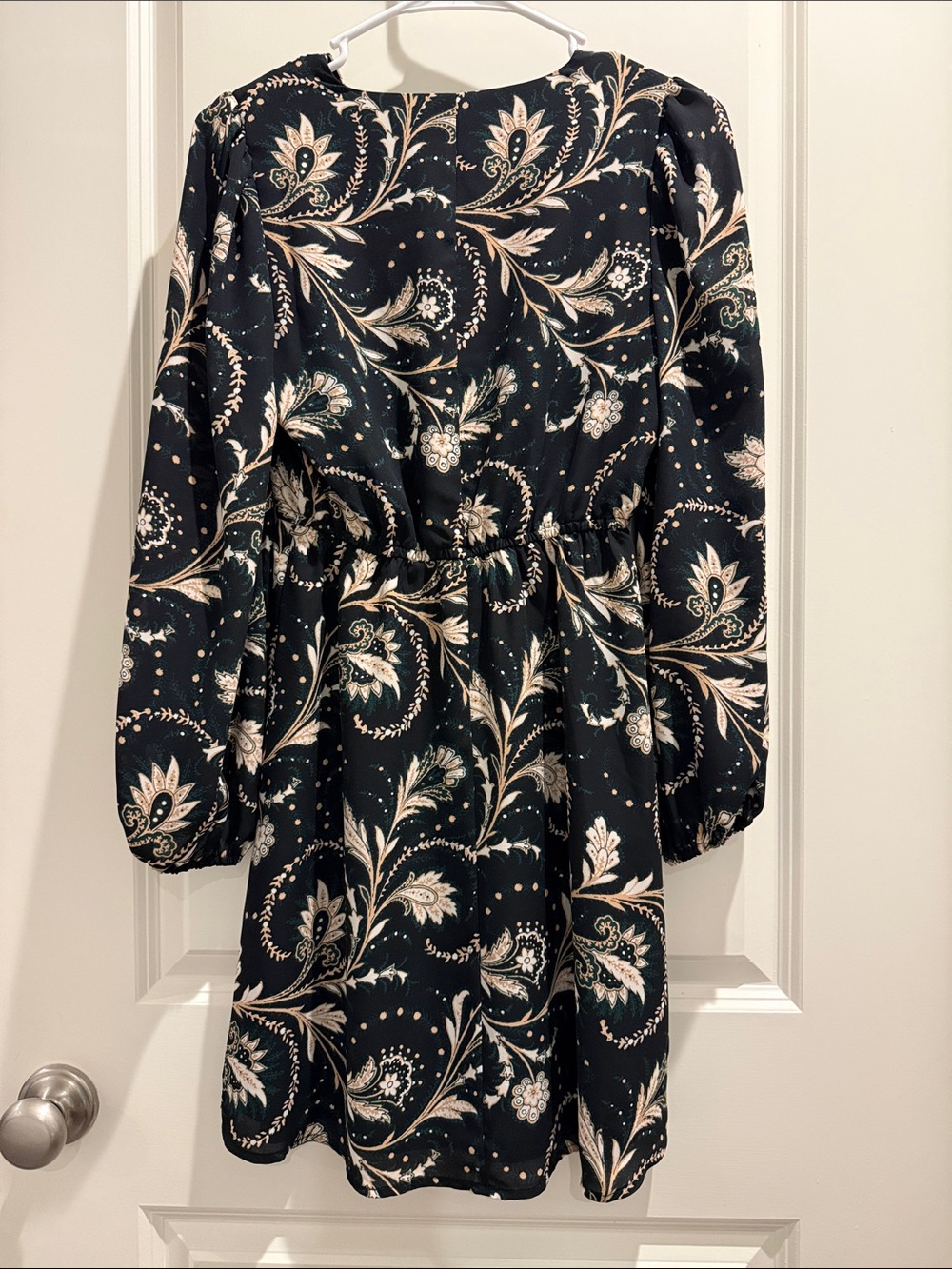Ann Taylor Factory Long-Sleeve V-Neck Floral Dress - Picture 2 of 4
